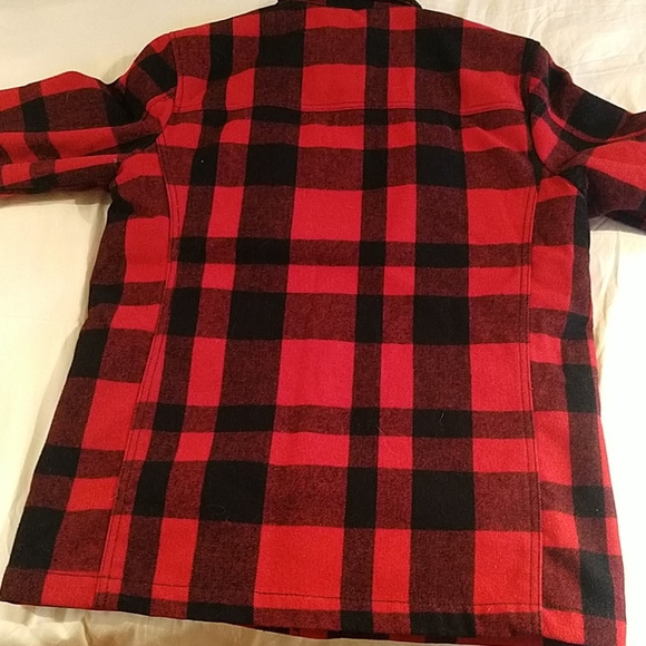 Men's Poly-Wool button up plaid coat - Picture 11 of 11